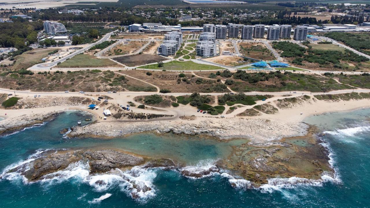Sunset - Achziv Beach Apartment - סנסט חוף אכזיב ナハリヤ エクステリア 写真